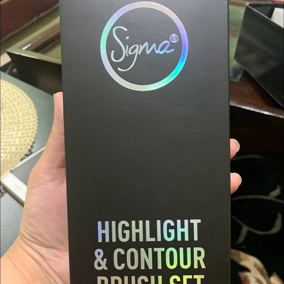Sigma highlight and contour brush set - Picture 2 of 3